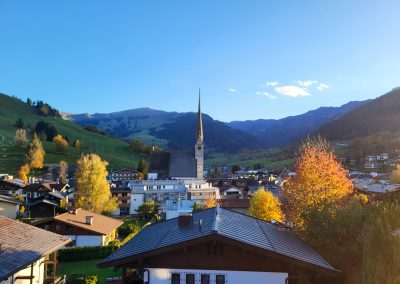Herbstlicher Ausblick vom Almblick in Maria Alm