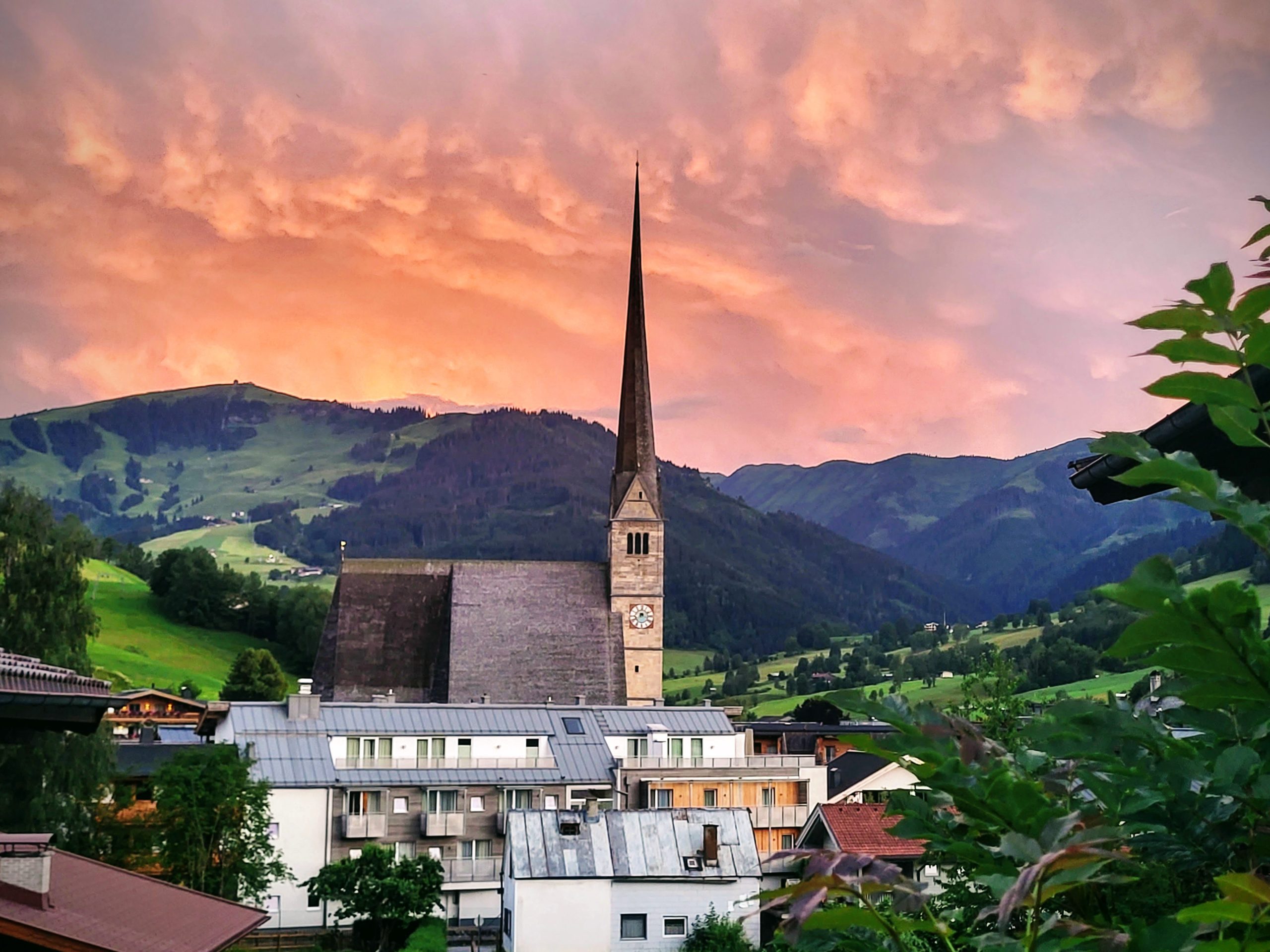 Almblick_Sommer_Saharastaub